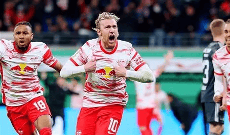 莱比锡红牛属于哪个派系